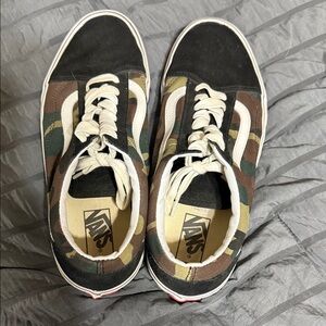 Vans Men's Camouflage Sneakers - Black, Brown, and Green